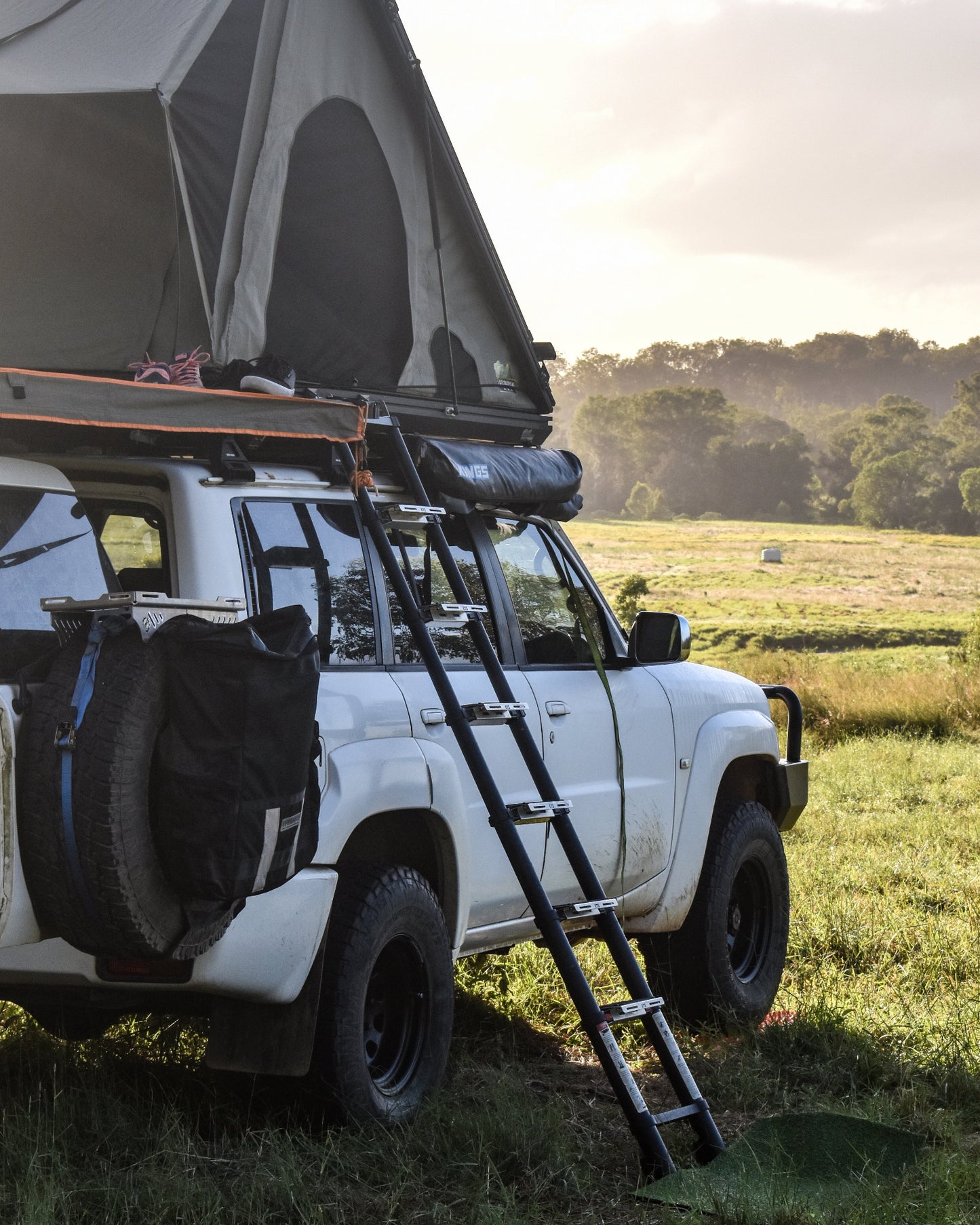 Aluminium Storage Rack and Roof Top Tent Ladder Steps