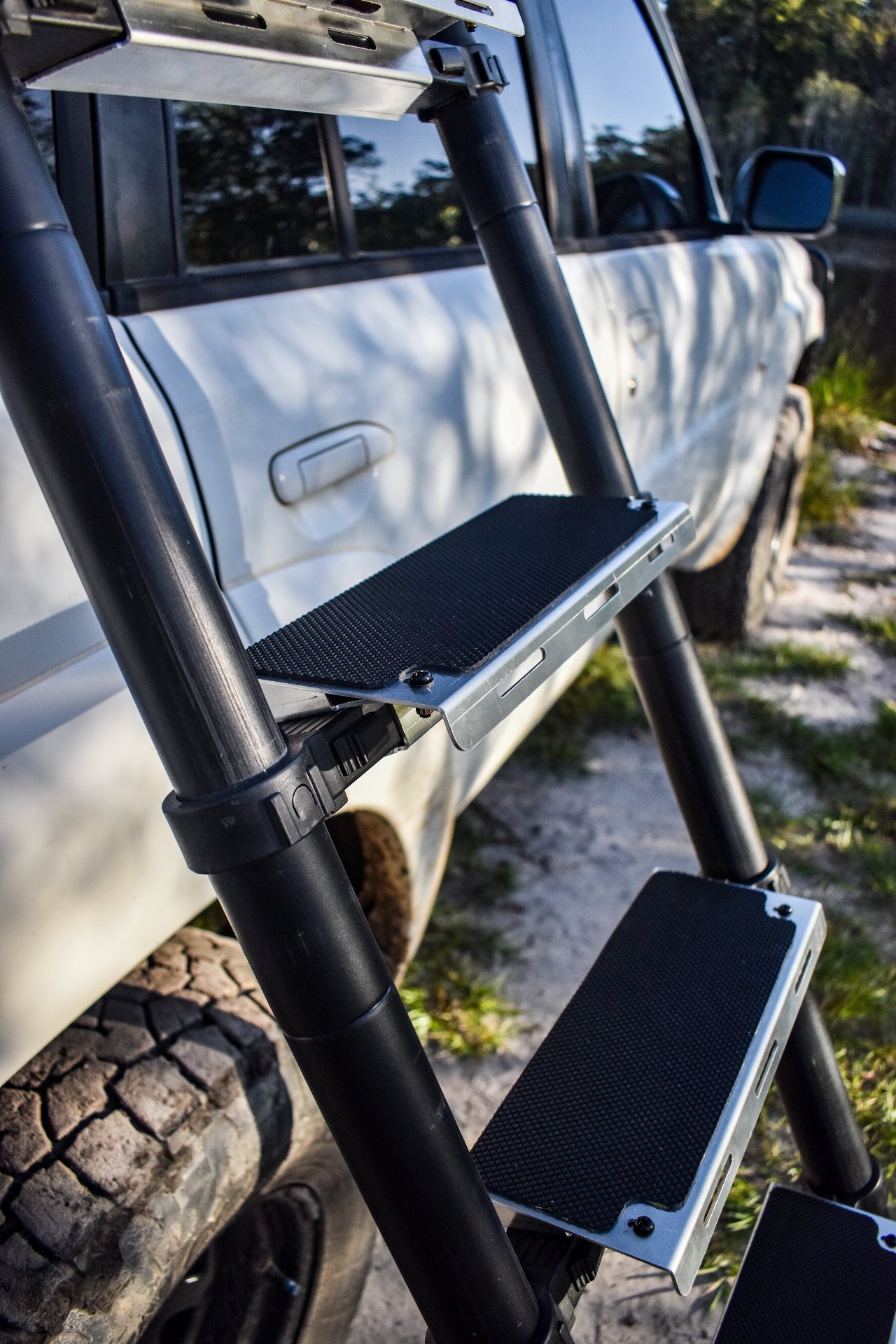 Set of Aluminium Rooftop Tent Ladder Step Wide Upgrade - Ladder Open - Close View 1