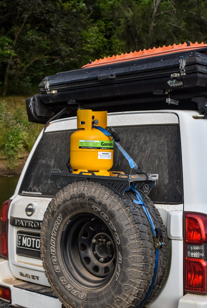 Spare Tyre Rack Platform on Vehicle with Gas Bottle Attached