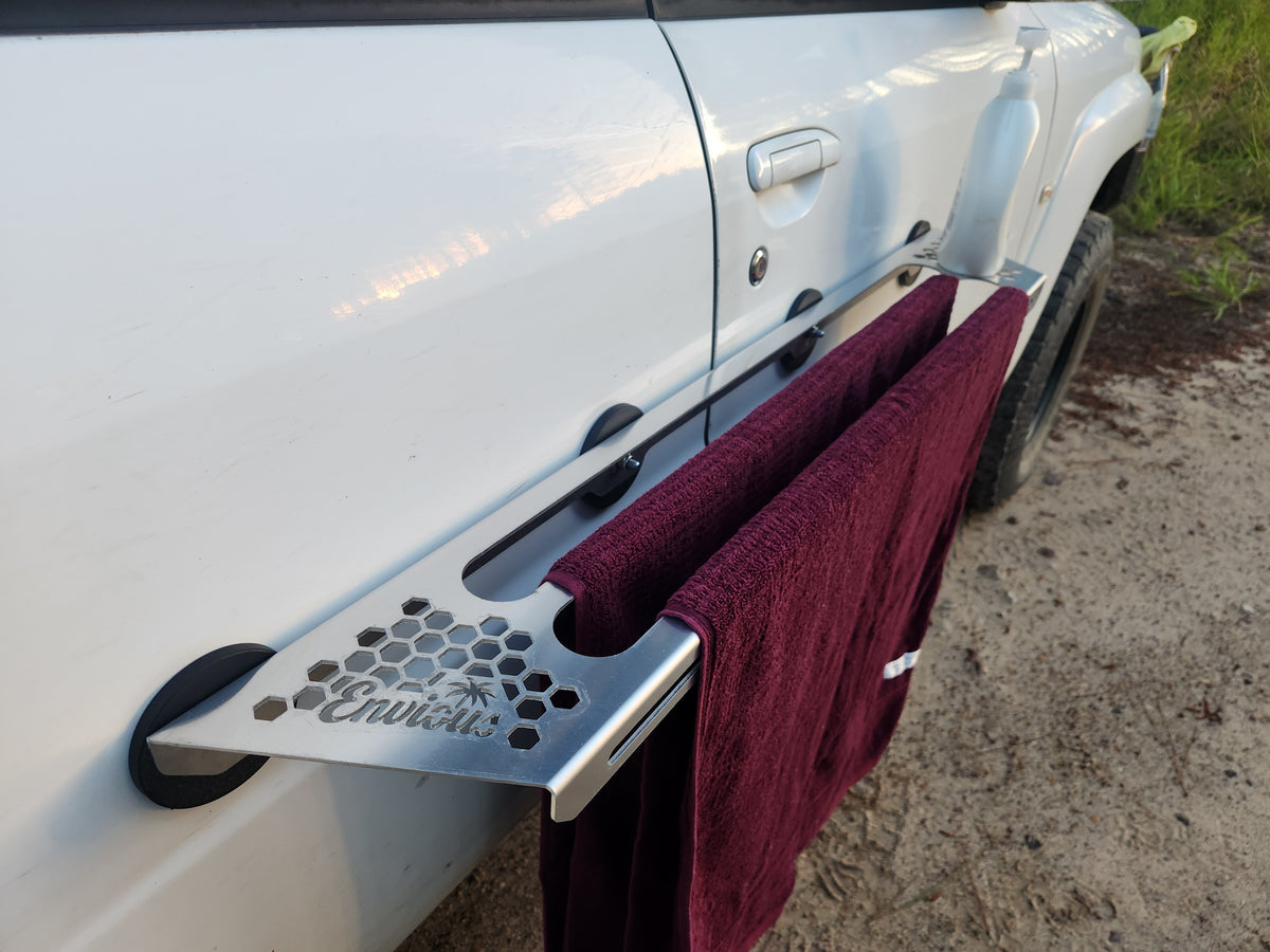 Magnetic 4WD Towel and Shower Organiser
